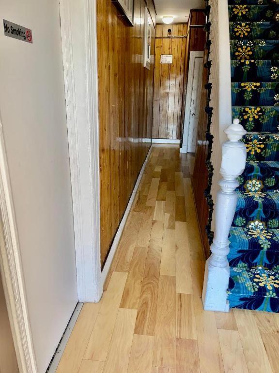 Manhattan 10 Minutes, Lic 3 Bedrooms Huge Apt Nova York