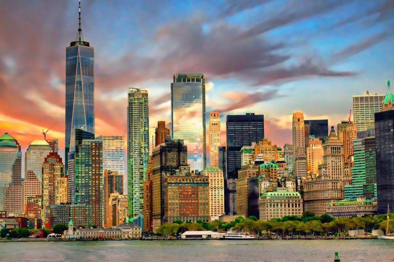 Apartment Manhattan 10 Minutes, Lic 3 Bedrooms Huge Apt *